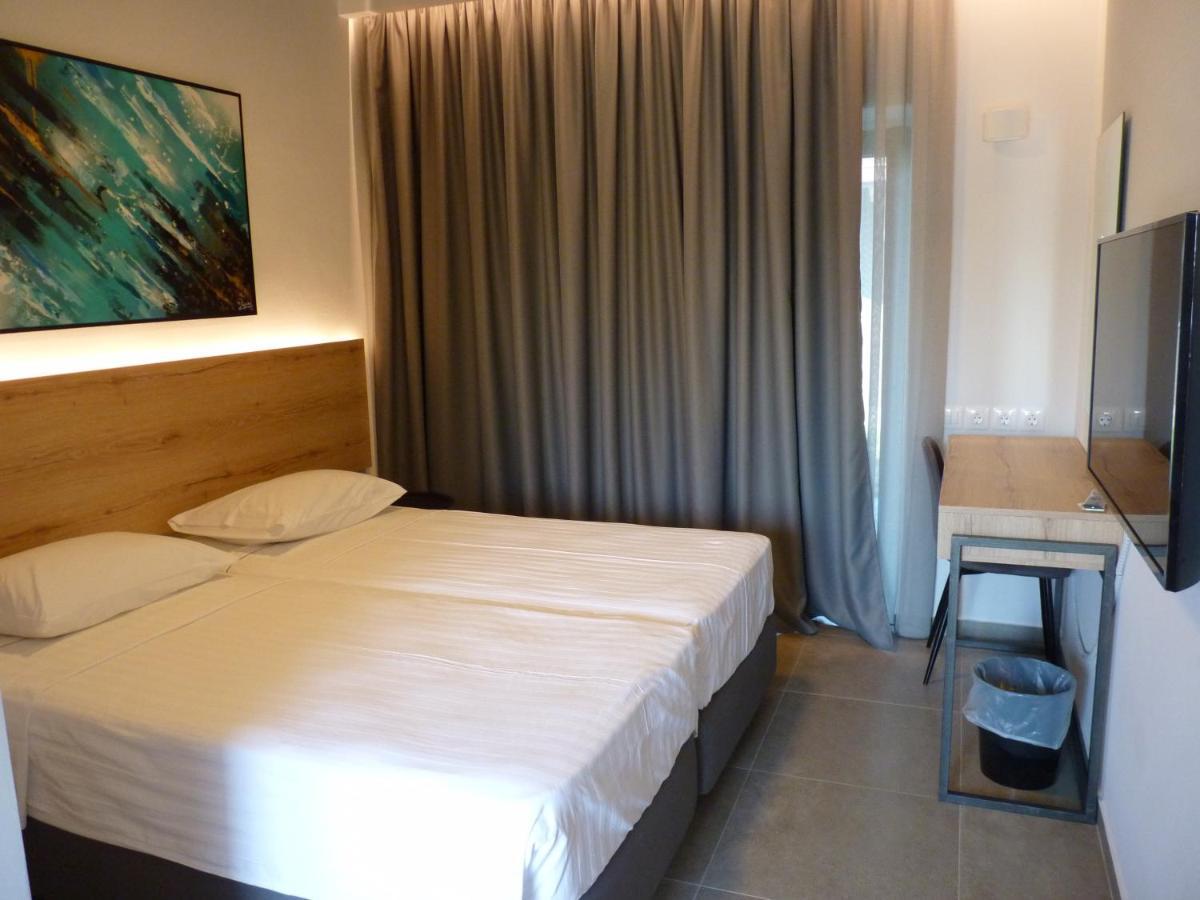 Comfort Suites & Rooms Larissa Buitenkant foto